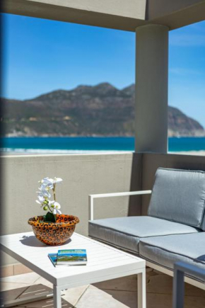 Seaview Beachfront Villa, Beach Club, HoutBay, Cape Town, South Africa